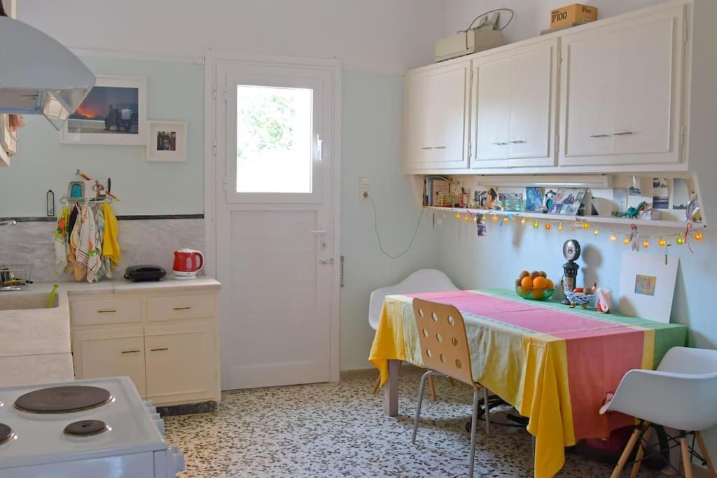 Sevasti Rafina Apartment Ngoại thất bức ảnh